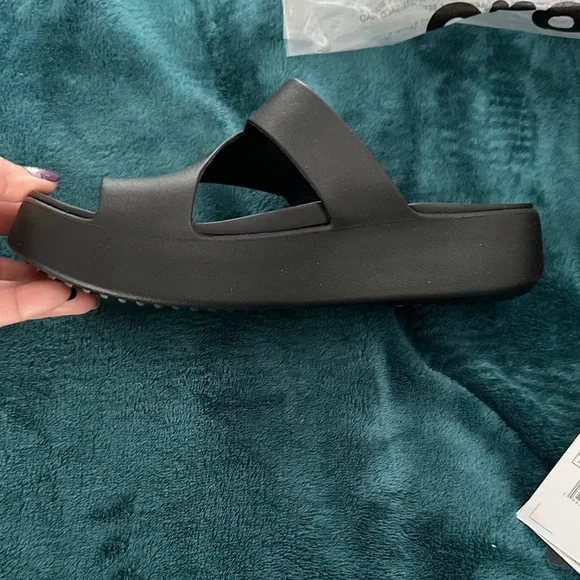 CROCS Black Slide Sandals - Picture 3 of 4